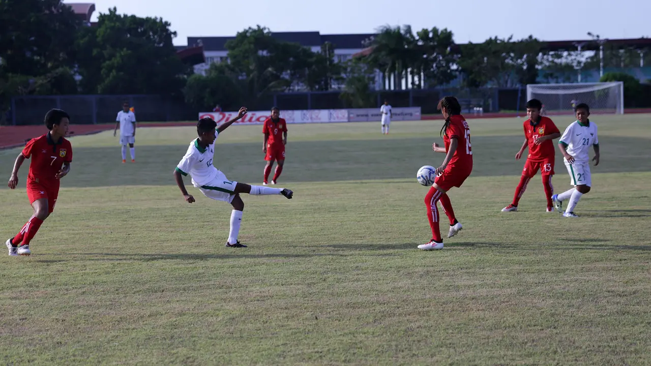 Timnas Indonesia Putri U-16 vs Laos