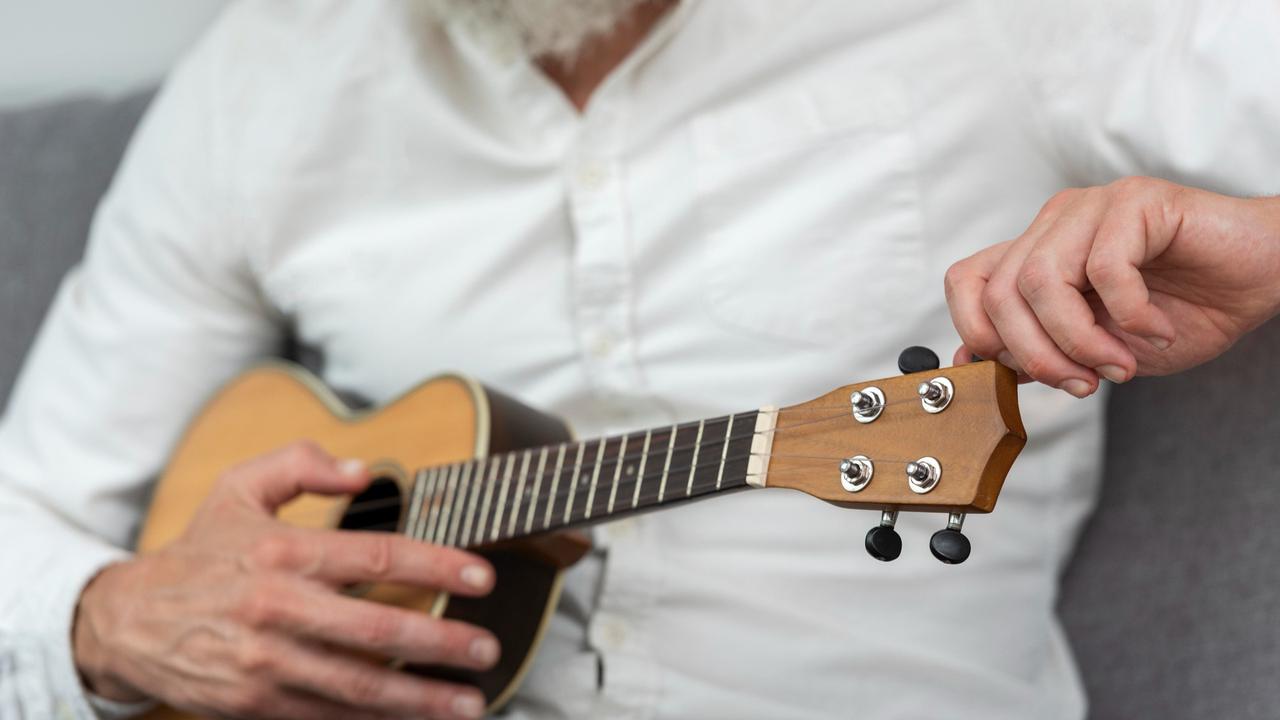 Tuning Ukulele