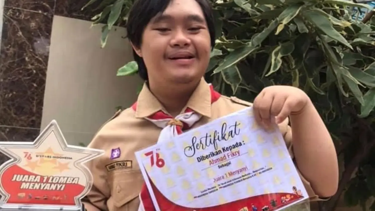 Ahmad Fikry penyandang down syndrome dari Jakarta Barat. Foto: Dokumentasi pribadi.