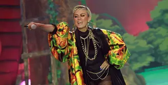 Mantan penyanyi cilik Agnes Monica terus mengembangkan kariernya. Setelah sukses di Tanah Air, ia melebarkan ke dunia internasional. Agnez Mo namanya panggung di dunia internasional. (Nurwahyunan/Bintang.com)