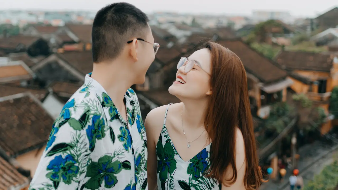 pasangan cinta