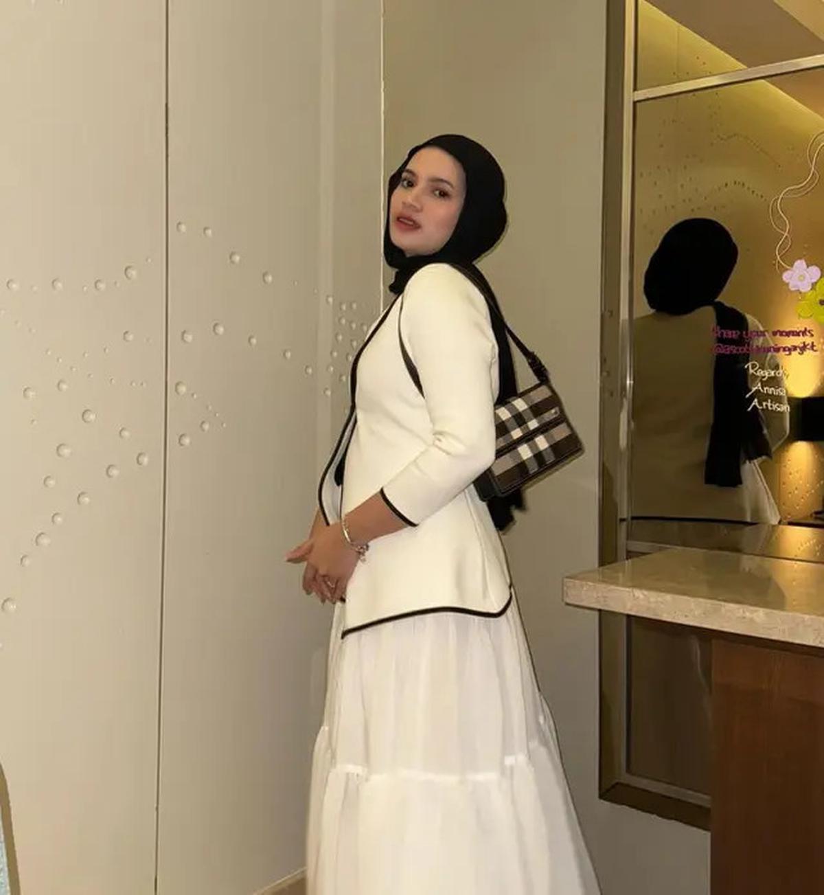 Menjalin Hubungan dengan Pria 39 Tahun,  Ratu Sofya Pilih Tinggalkan Rumah Karena Tidak Direstui Keluarga