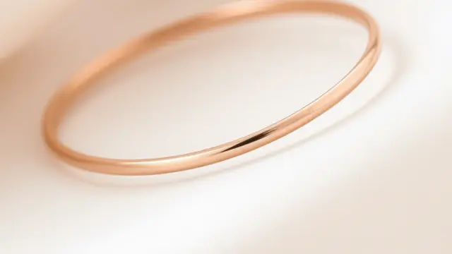 Gelang Emas Desain Polos dan Simpel