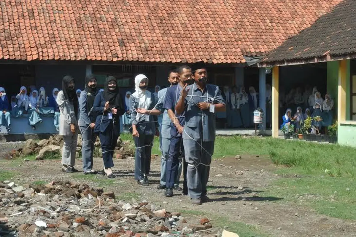 Ketika Para Guru Butuh Pembebasan