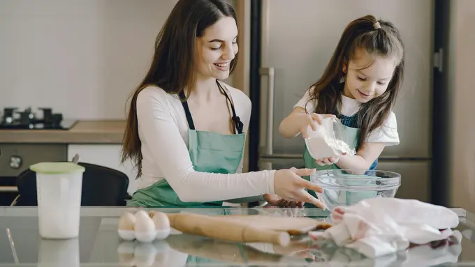 Ubah Dapur Jadi Arena Bermain Seru yang Bikin Libur Sekolah Anak Makin Berkesan
