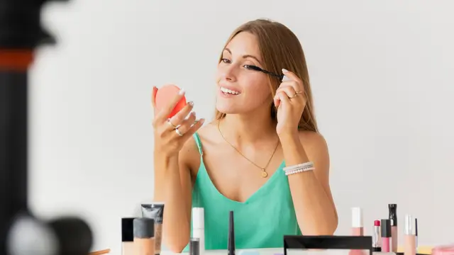 Make Up