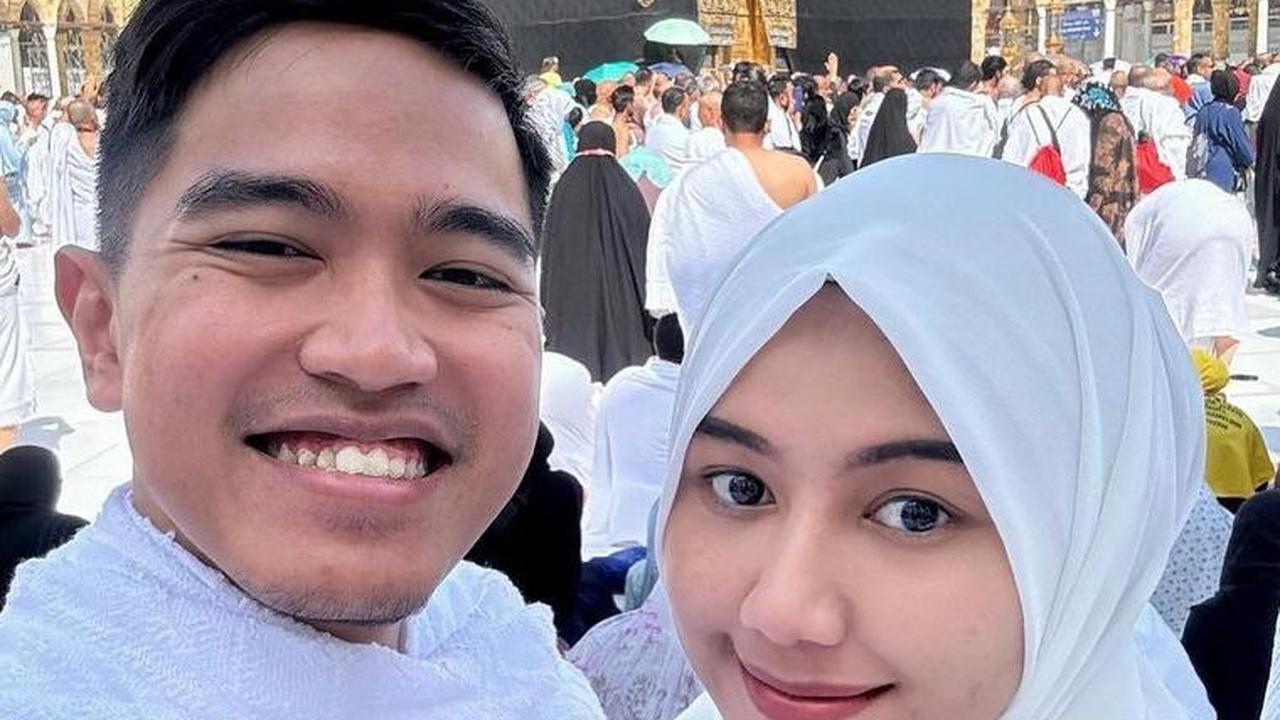 Sebelumnya keduanya mengumumkan kehamilan setelah usia kehamilan masuk trimester 2.