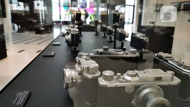 Leica
