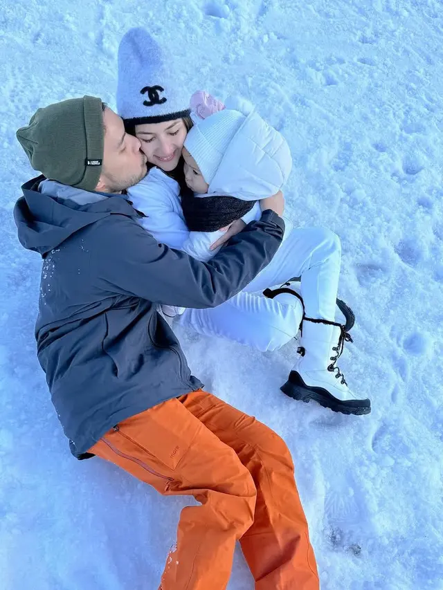 Jessica Mila Liburan Musim Dingin ke Sydney dan New Zealand Bersama Putri Serta Suaminya. [@jscmila]