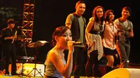 Warna Tertantang Bikin Konser Tunggal