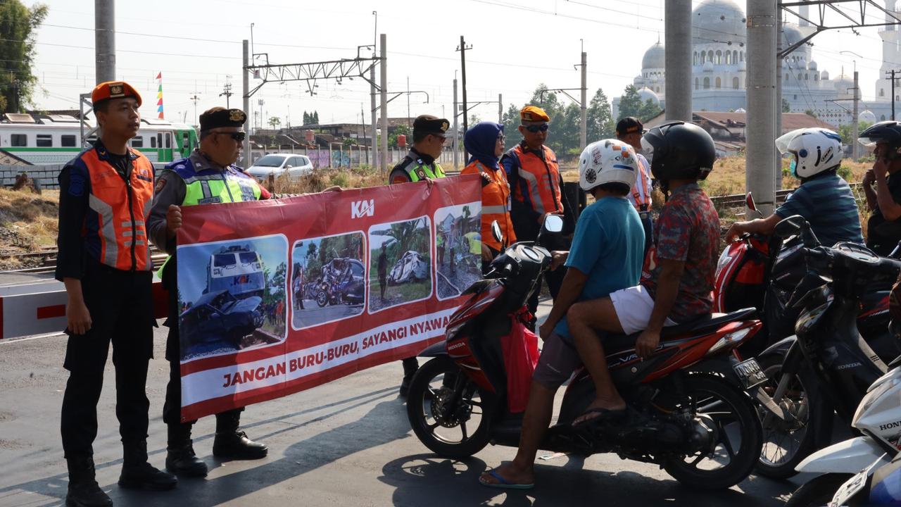 KAI dan Polisi Sidak Perlintasan Sebidang Usai KA Malabar Tertemper Truk di Klaten