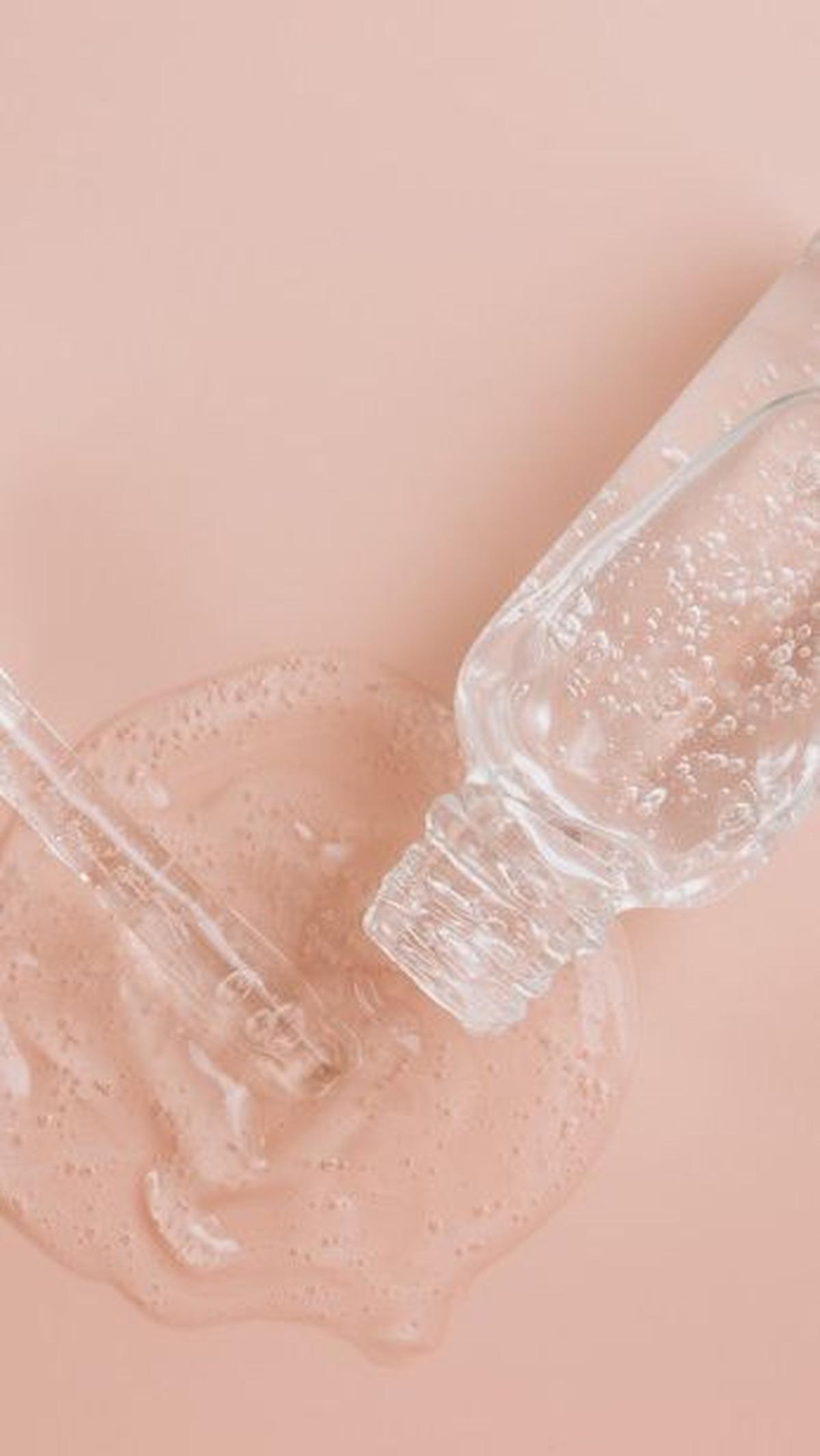 Cara Memilih Serum untuk Kulit Wajah Berjerawat dan Beruntusan<br>