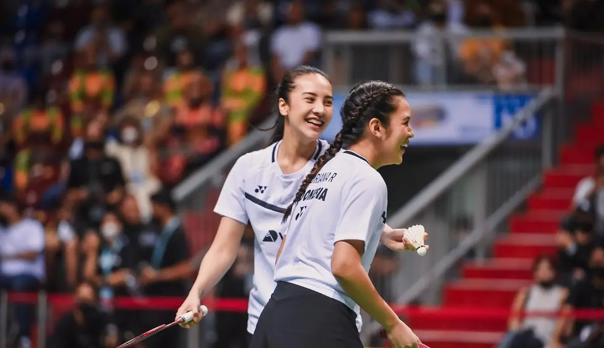 (Instagram/anyageraldine)