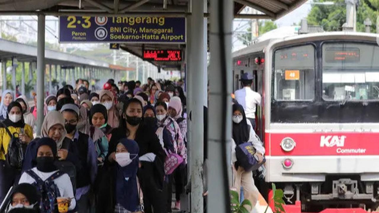 E-Money Tidak Bisa Digunakan untuk KRL, Begini Faktanya