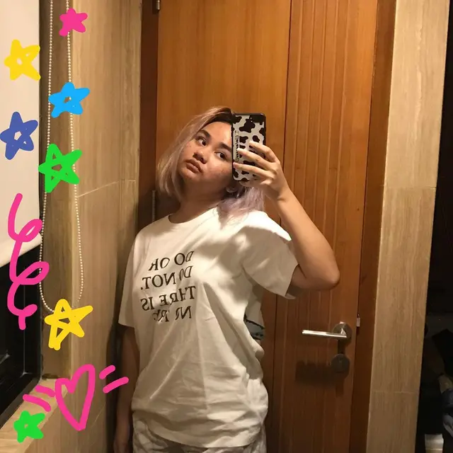 Potret Davina Shafa Tanpa Makeup, Tampil Percaya Diri Dengan Jerawat. (Sumber: Instagram/mimashafa)