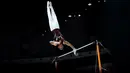 <p>Pesenam putra Indonesia, Abiyu Raffi beraksi dalam nomor palang tunggal Kejuaraan Dunia Gimnastik 2025 di Indonesia Arena, Senayan, Jakarta, Senin (20/10/2025). (Bola.com/Bagaskara Lazuardi)</p>