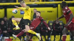 Di laga ini kedua klub menunjukan permainan terbuka sehingga kejar-mengejar gol pun menghiasi pertandingan yang sengit ini. (AP/Martin Meissner)