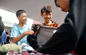 The Power of Small Acts, Kebaikan Kecil yang Menyalakan Perubahan Besar