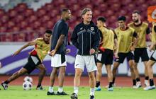 Asisten Pelatih Timnas Indonesia Alex Pastoor Kirim Ucapan Hangat Idulfitri