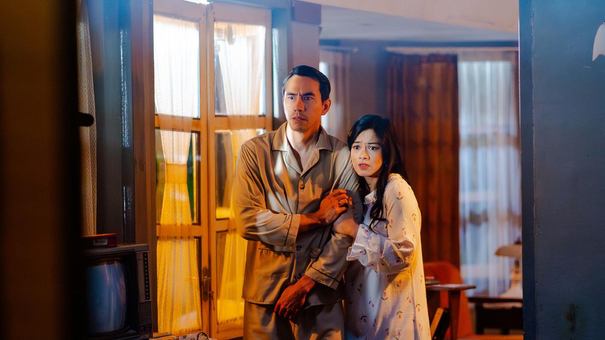 Titi Kamal dan Darius Sinathrya Reuni Usai 20 Tahun Pisah di Film Getih Ireng, Tayang 16 Oktober 2025