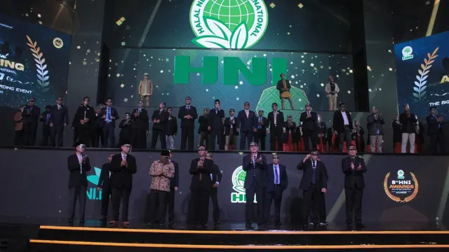 Special Event Awarding Halal Network Internasional (HNI) di Trans Studio, Cibubur, Jakarta Timur, baru-baru ini.
