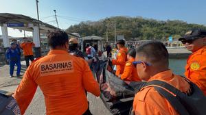 Mayat Mengambang di Pelabuhan Lembar Bukan Korban KMP Putri Yasmin