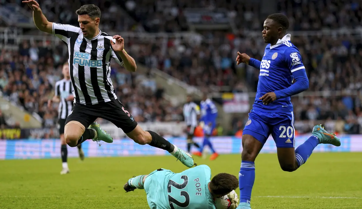 Dalam laga ini, Newcastle United gagal meraup poin penuh. (Owen Humphreys/PA via AP)