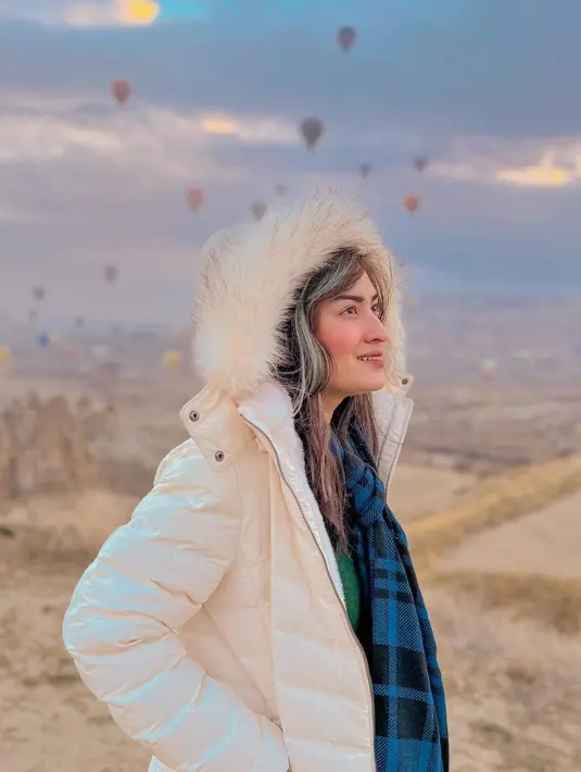 <p>[Instagram/angbeenrishi]</p>