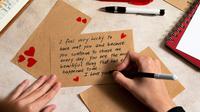 How to write a love letter. (Photo: Freepik)