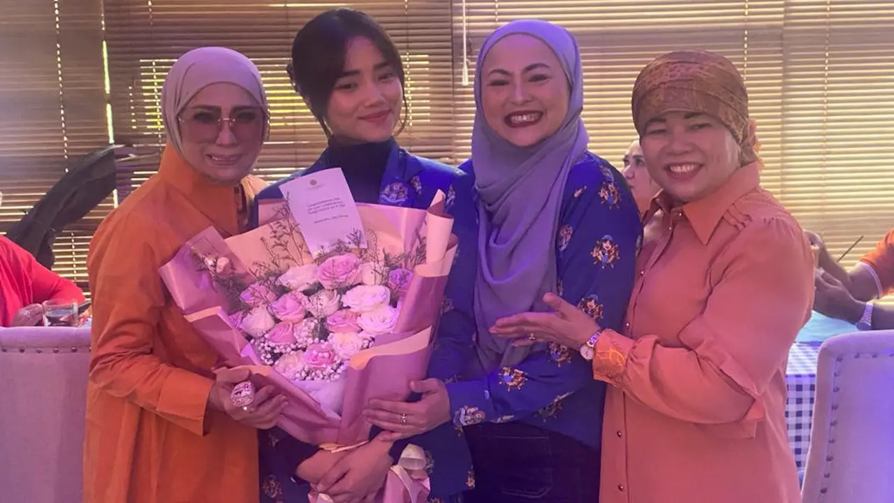 Fuji An menjelajahi dunia kuliner  bersama Kang Seafood 357.