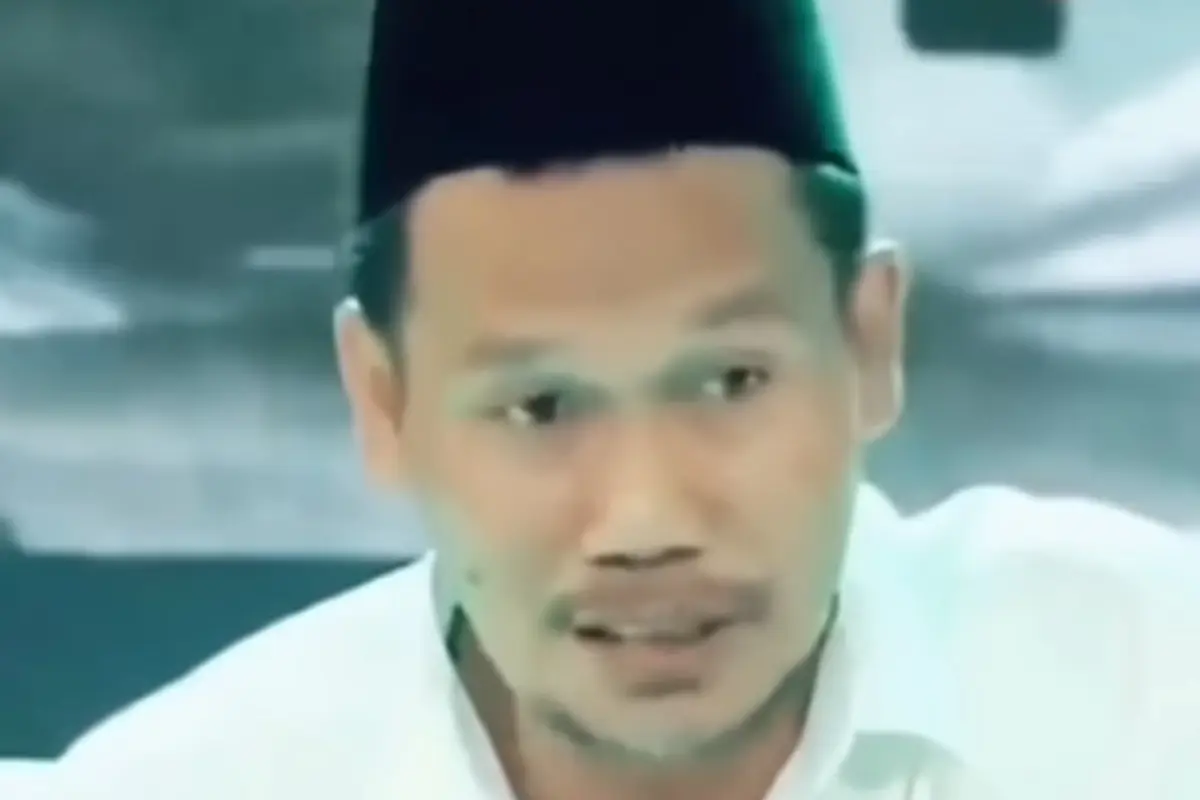 Gus Baha (SS: YT @ribathalbusyrowy)