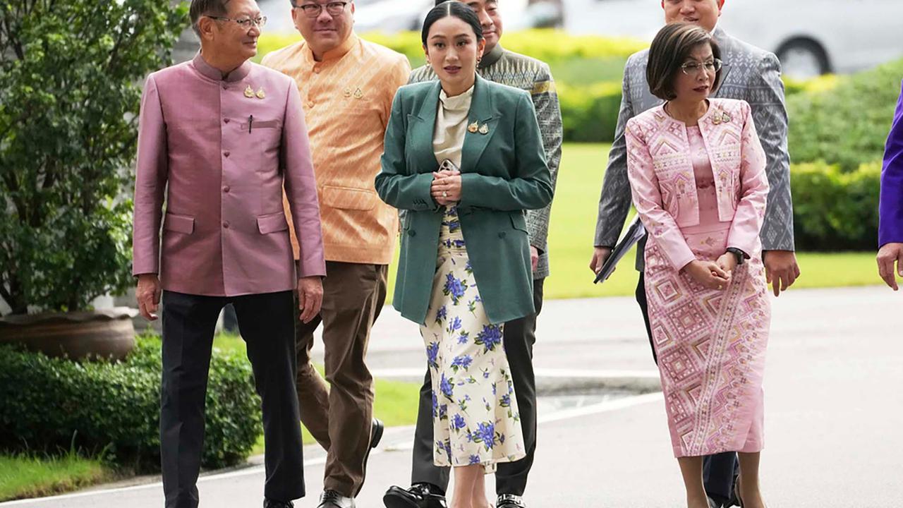 FOTO: PM Thailand Diskors dari Jabatannya Usai Percakapannya dengan Hun Sen Bocor
