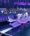 Judges kompak memberikan standing ovation untuk Felicia (Tangerang) usai membawakan lagu “Kala Cinta Menggoda”.