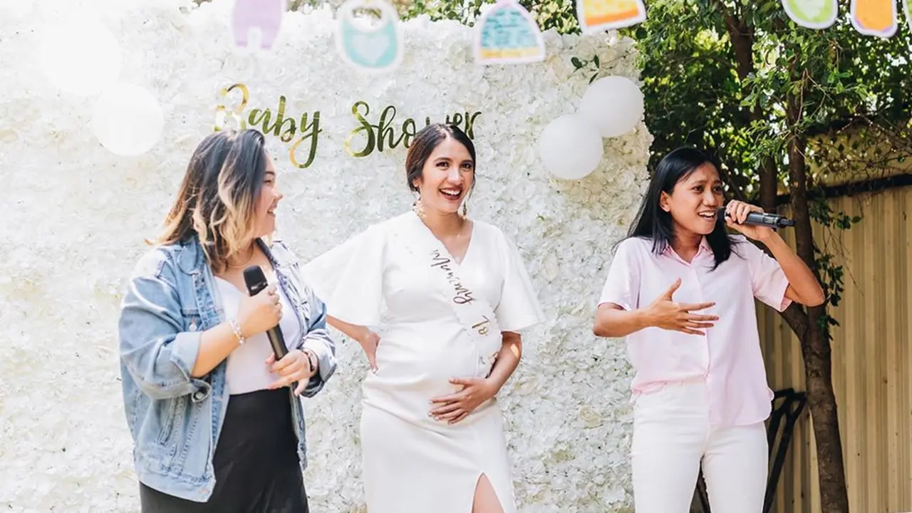 7 Momen Bahagia Acha Sinaga Gelar Baby Shower di Sydney