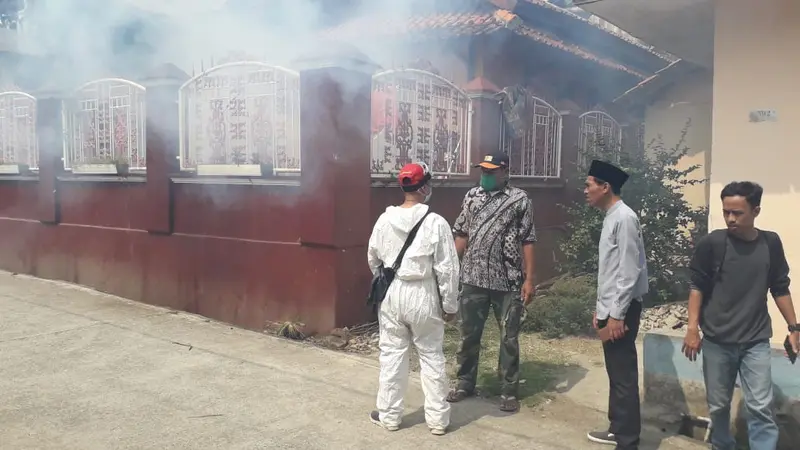 Dinas Kesehatan (Dinkes) Kabupaten Bogor menetapkan status waspada penanggulangan chikungunya.