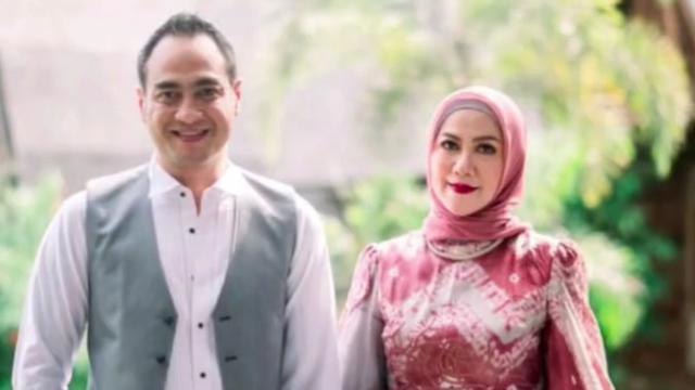 6 Potret Prewedding Venna Melinda dan Ferry Irawan Bertajuk 'Love Story', Romantis