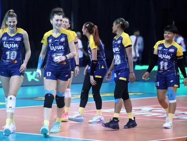 Tim putri Jakarta Livin' Mandiri untuk pertama kali meraih kemenangan dalam ajang Prolliga 2026 di GOR Sabilulungan Jalak Harupat, Kabupaten Bandung, pada Jumat (23/1/2026). (Dok. PBVSI)