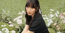 Julukan “Ibu Negara” sendiri merupakan panggilan sayang bernuansa humor yang diberikan netizen kepada Sheila Dara di media sosial. Sebutan tersebut melekat karena Sheila dikenal sebagai istri dari musisi populer Vidi Aldiano, sekaligus sosok pendamping yang setia dan kalem di berbagai kesempatan publik. [@sheiladara].