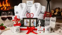 10 Barang Couple Bersama Pasangan, Ide Kado Romantis di International Couple Day