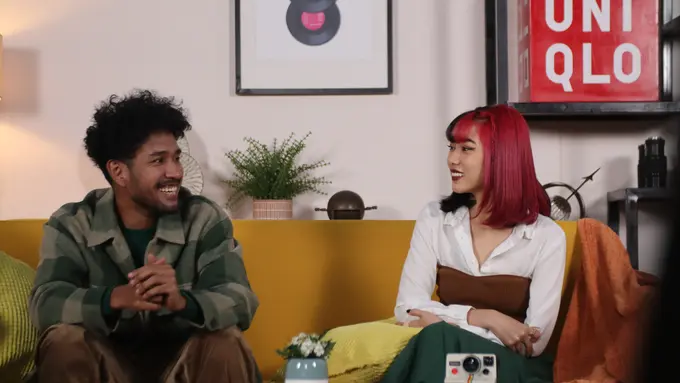 Isyana Sarasvati dan Teddy Adhitya