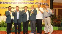Pendiri UTI Pro, Lioe Nam Khiong (kedua dari kiri) turut hadiri pelantikan pengurus dan rakernas di Jakarta, Sabtu (3/3/2018) (istimewa)