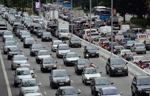 Mesin Menyala Pintu Terkunci, Seorang Pria Ditemukan Meninggal dalam Mobil di Tol Cikampek