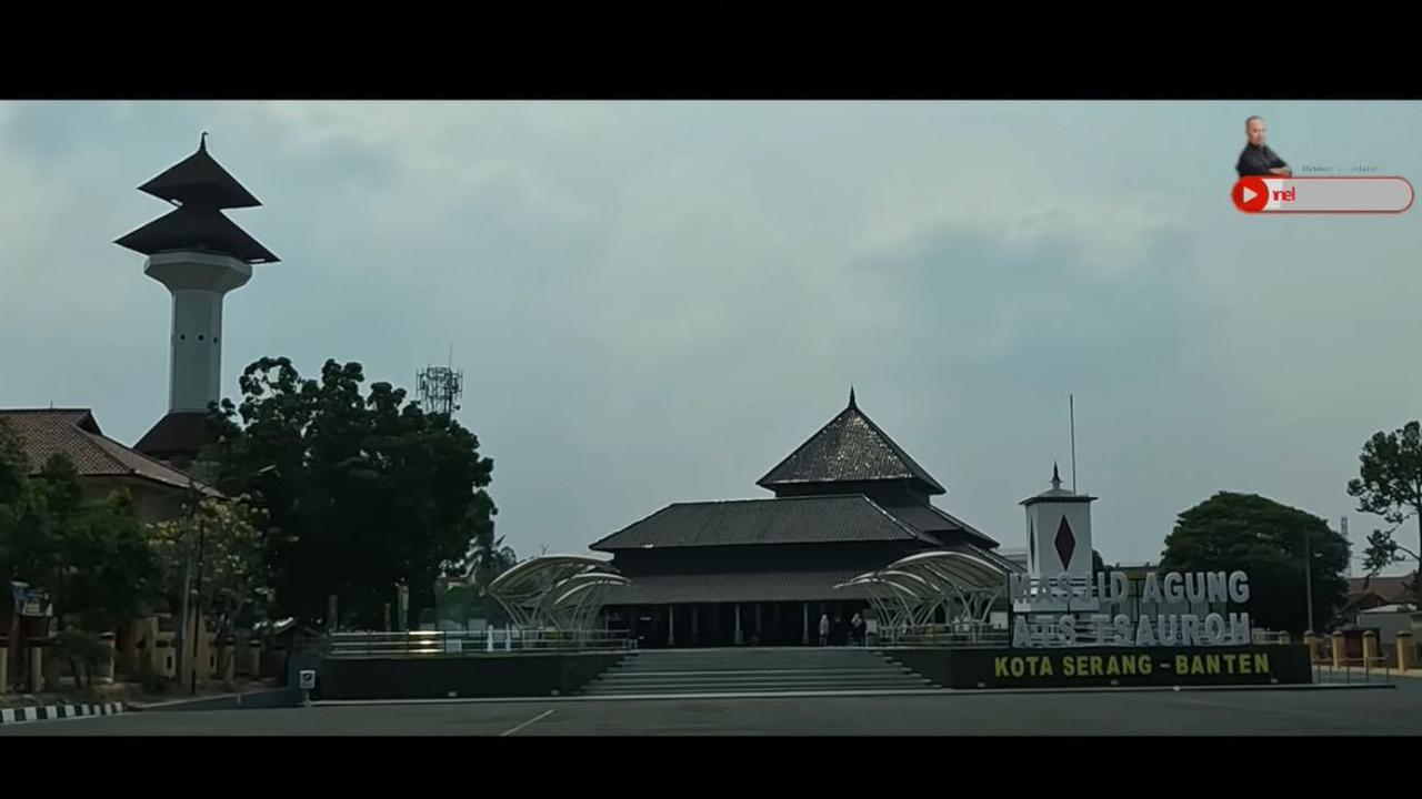 Dikenal dengan Nama Masjid Agung Serang