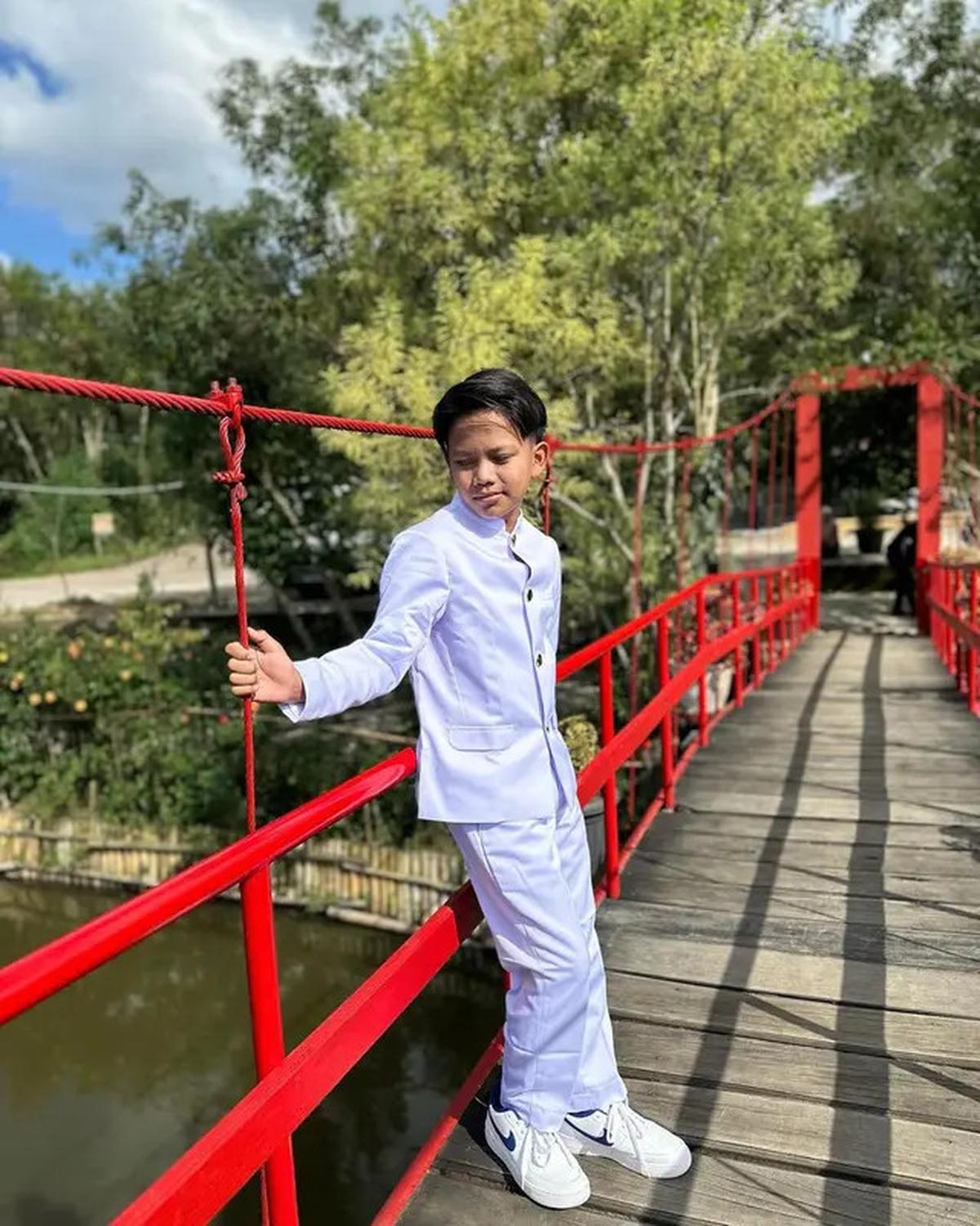 6 Potret Farel Prayoga Juara Lomba Azan di Sekolah, Suara Indah Jadi Kunci Utamanya