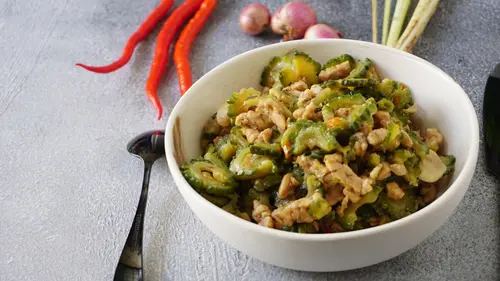 Tumis Pare Pedas untuk Menu Harian: Lezat, Pedas, dan Kaya Gizi
