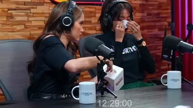 Cinta Laura dan Widy Vierratale (YouTube/Deddy Corbuzier)