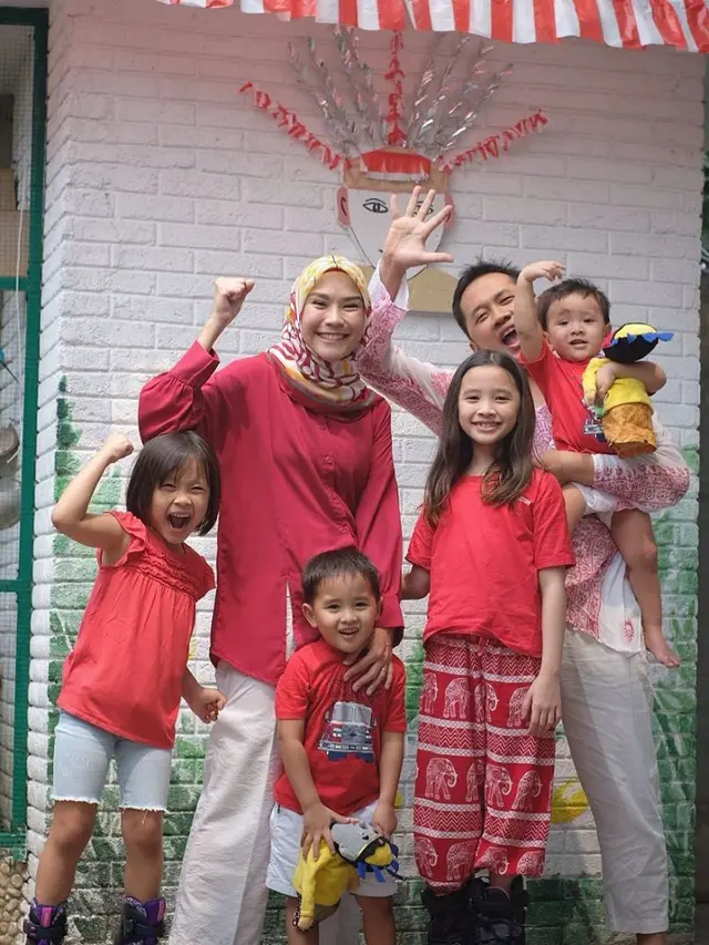 [Fimela] Zaskia Adya Mecca