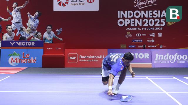 Foto: Tampil Meyakinkan, Alwi Farhan Singkirkan HS Prannoy dari Indonesia Open 2025