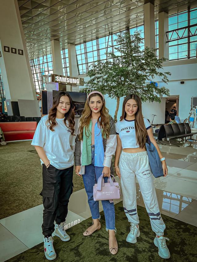 7 Potret Carmen Gloria, Penyanyi yang Ikut Bawakan Lagu Bersama Anang dan Ashanty di GBK