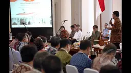 Pertemuan ini dalam rangka rakor yang membahas  beberapa persoalan mulai  dari kedaulatan pangan, energi, pertumbuhan ekonomi, inflasi, perizinan hingga infrastruktur  di Istana Bogor, Jawa Barat, Kamis (29/1/2015). (Liputan6.com/Faizal Fanani) 